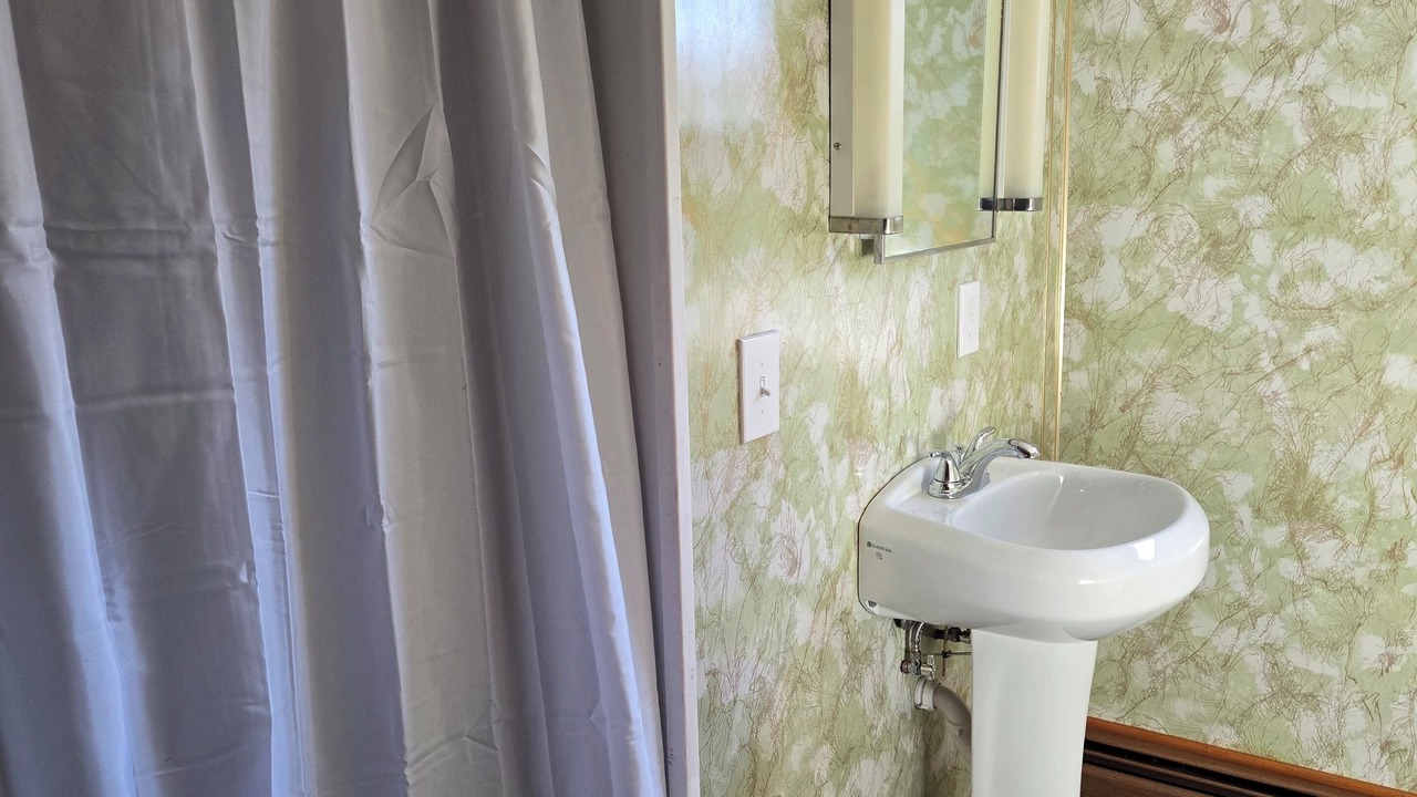 Photo of Bathroom in Cowanesque