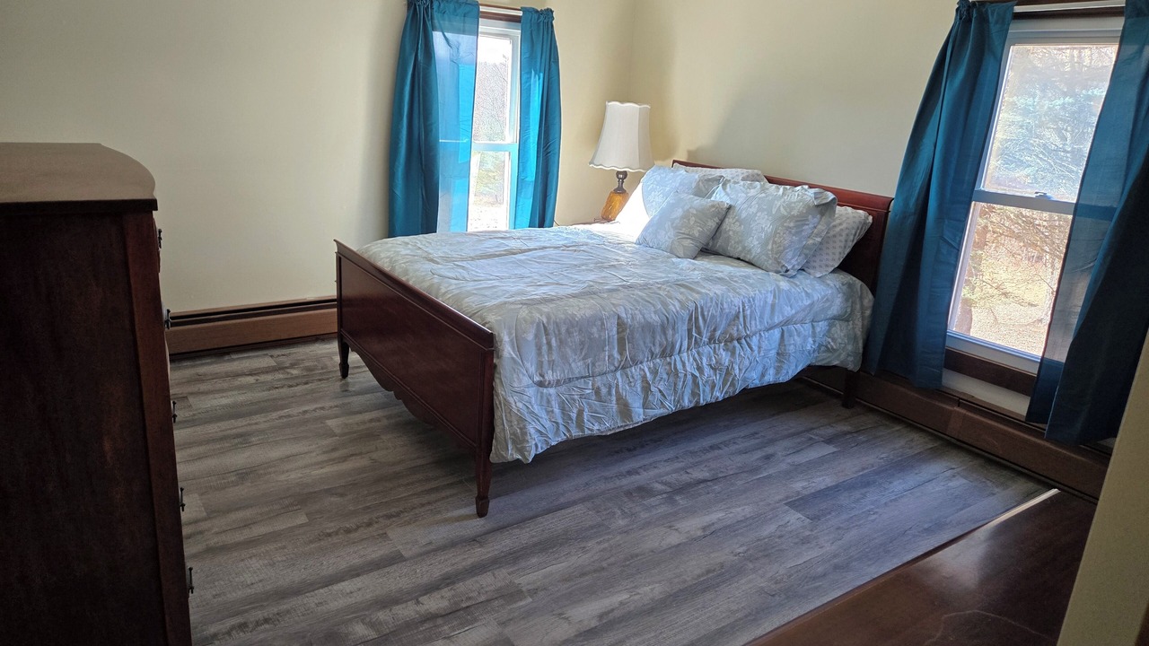Photo of Bedroom in Cowanesque