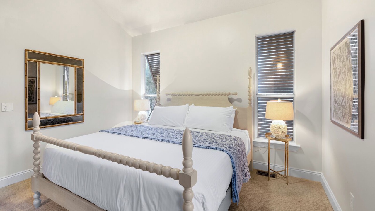 Photo of Bedroom in White's Gulfview