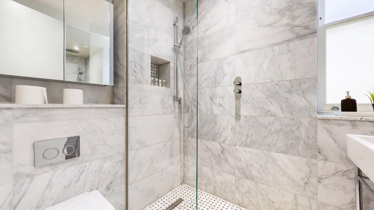 Photo of Bathroom in Munster