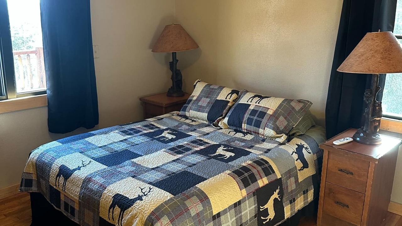 Photo of Bedroom in Eminence