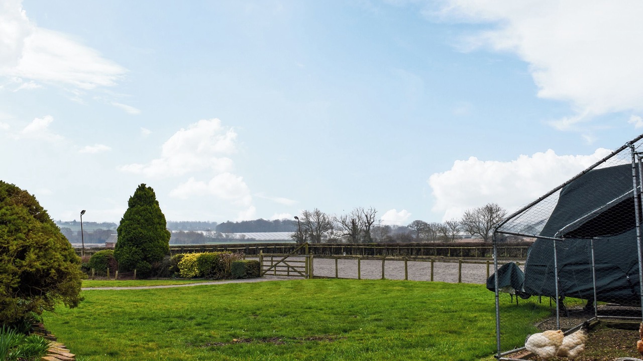 Photo of Outdoor in Swadlincote