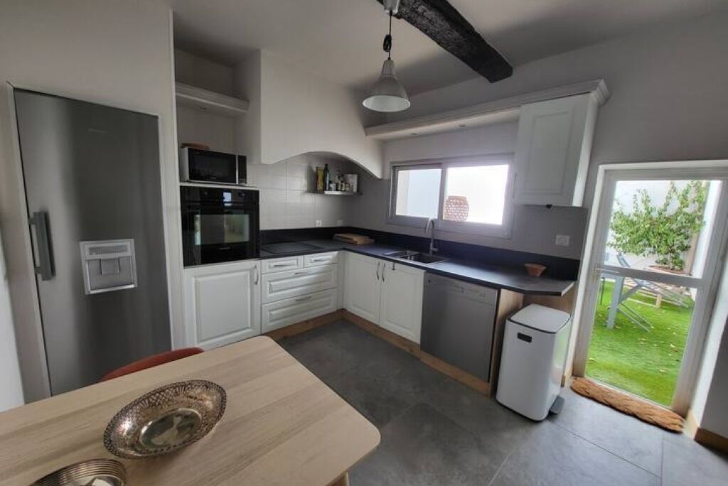 Photo of Kitchen in Pomerols