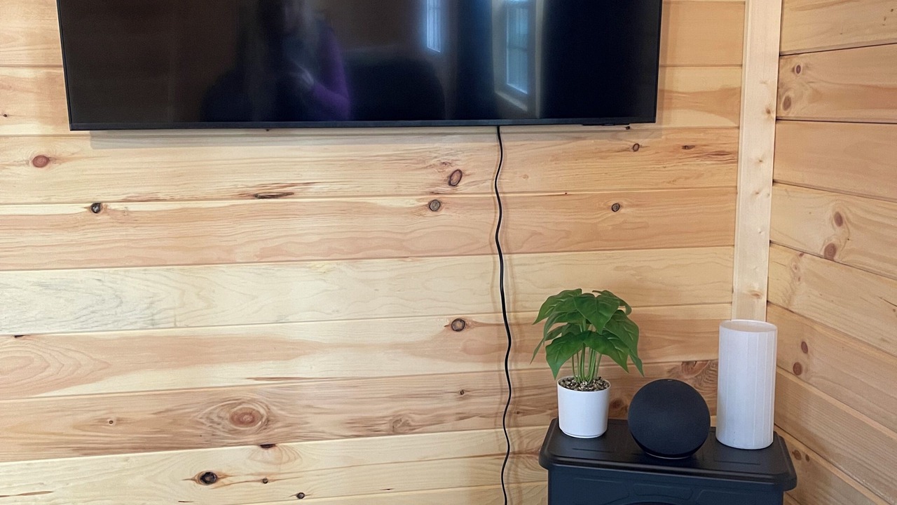 Photo of Livingroom in Byrdstown
