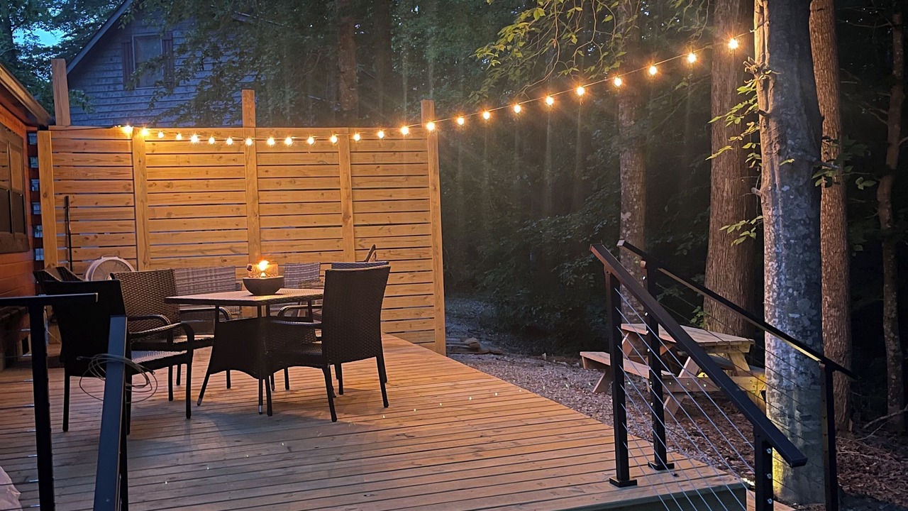 Photo of Patio Balcony in Byrdstown