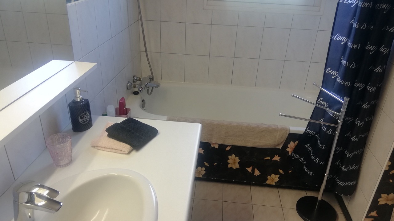 Photo of Bathroom in Beuzeville