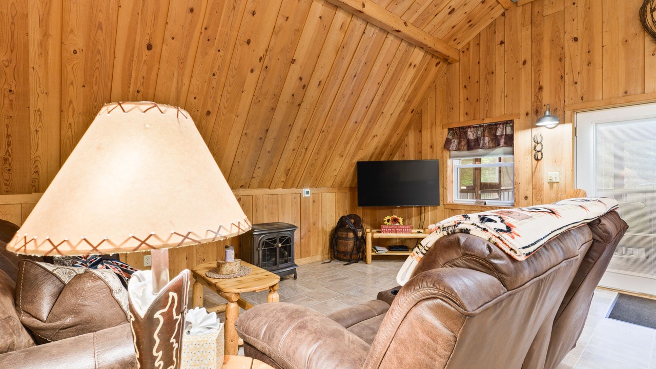 Photo of Livingroom in Laurelville