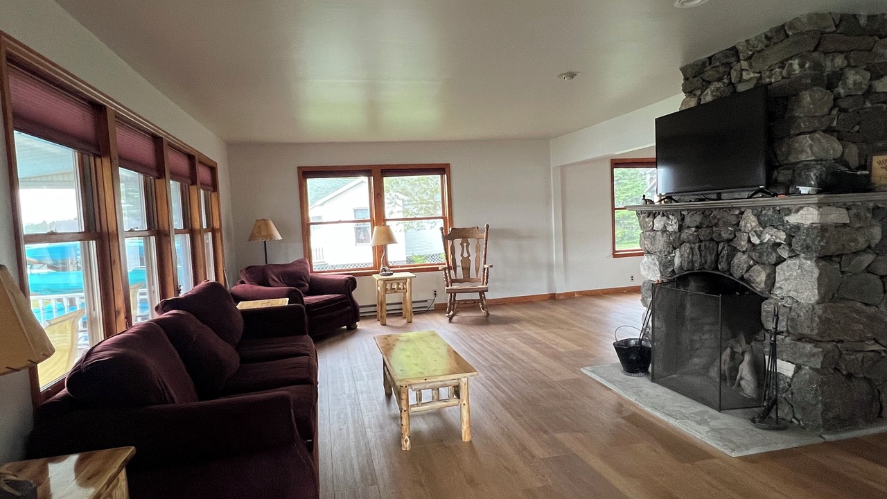Photo of Livingroom in Town of Webb