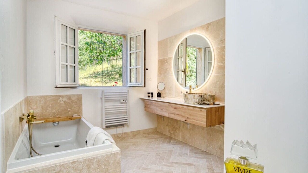 Photo of Bathroom in La Garde-Freinet