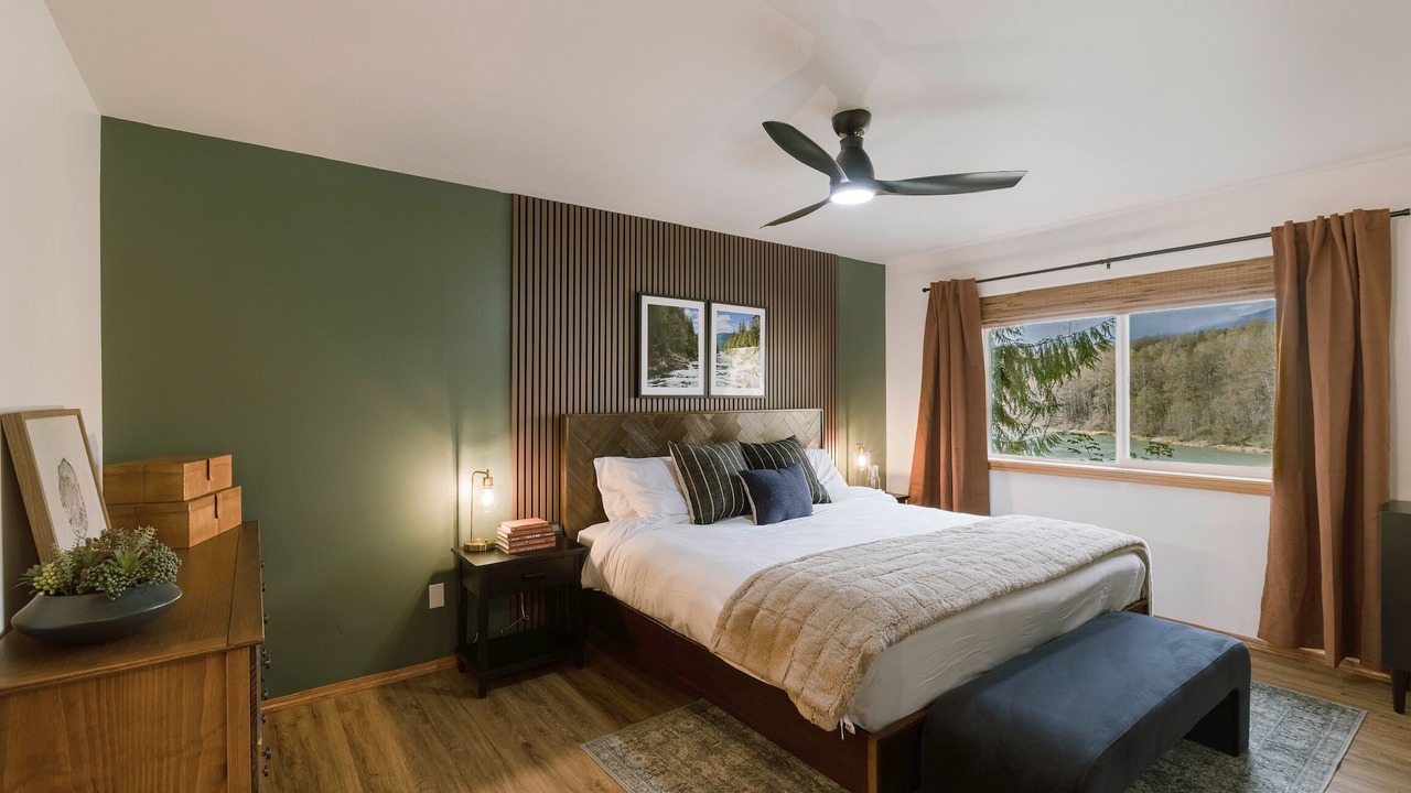 Photo of Bedroom in Concrete