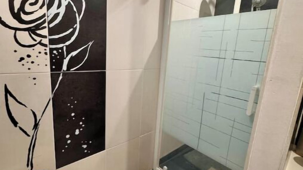 Photo of Bathroom in Roubia