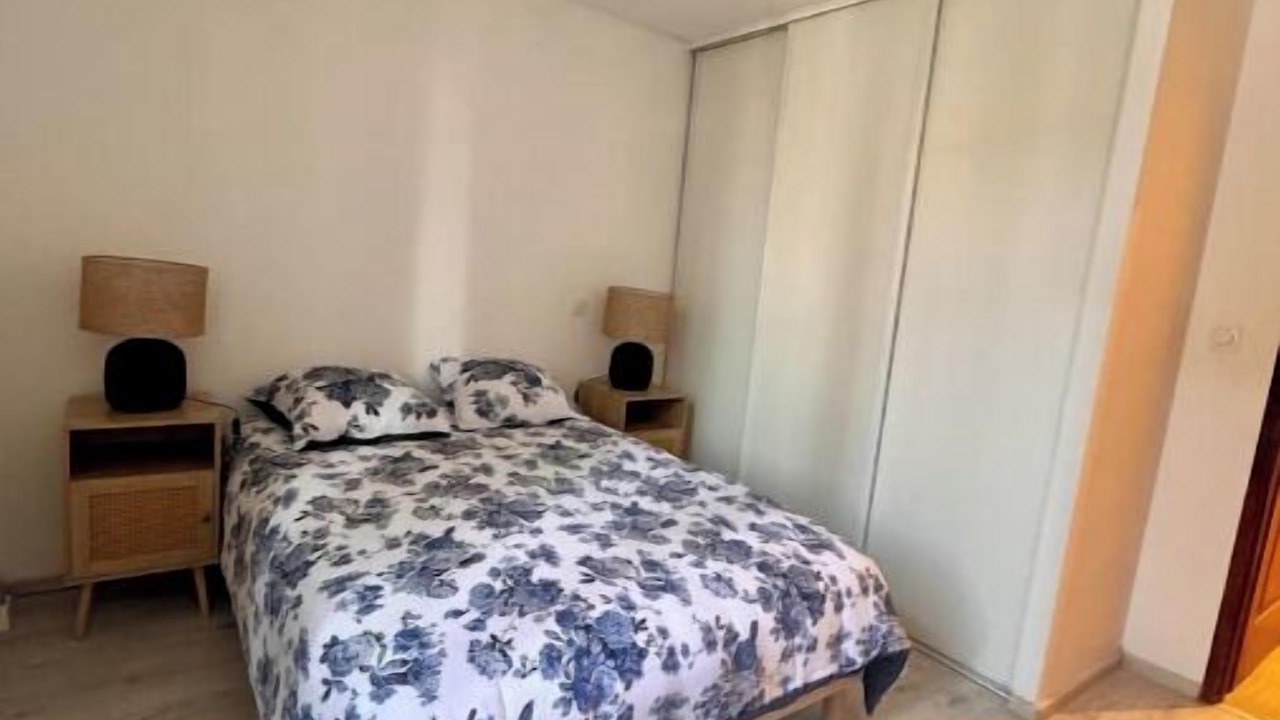 Photo of Bedroom in Roubia