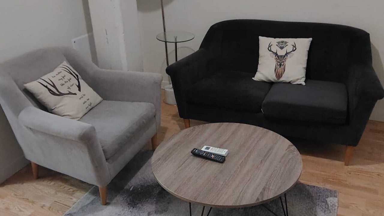 Photo of Livingroom in Downtown Hartford