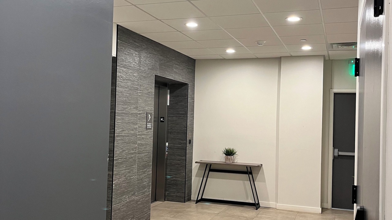 Photo of Others in Downtown Hartford