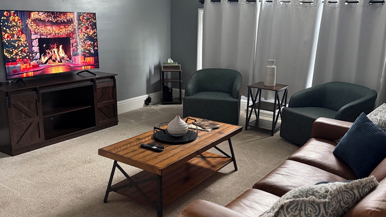 Photo of Livingroom in Melrose Park