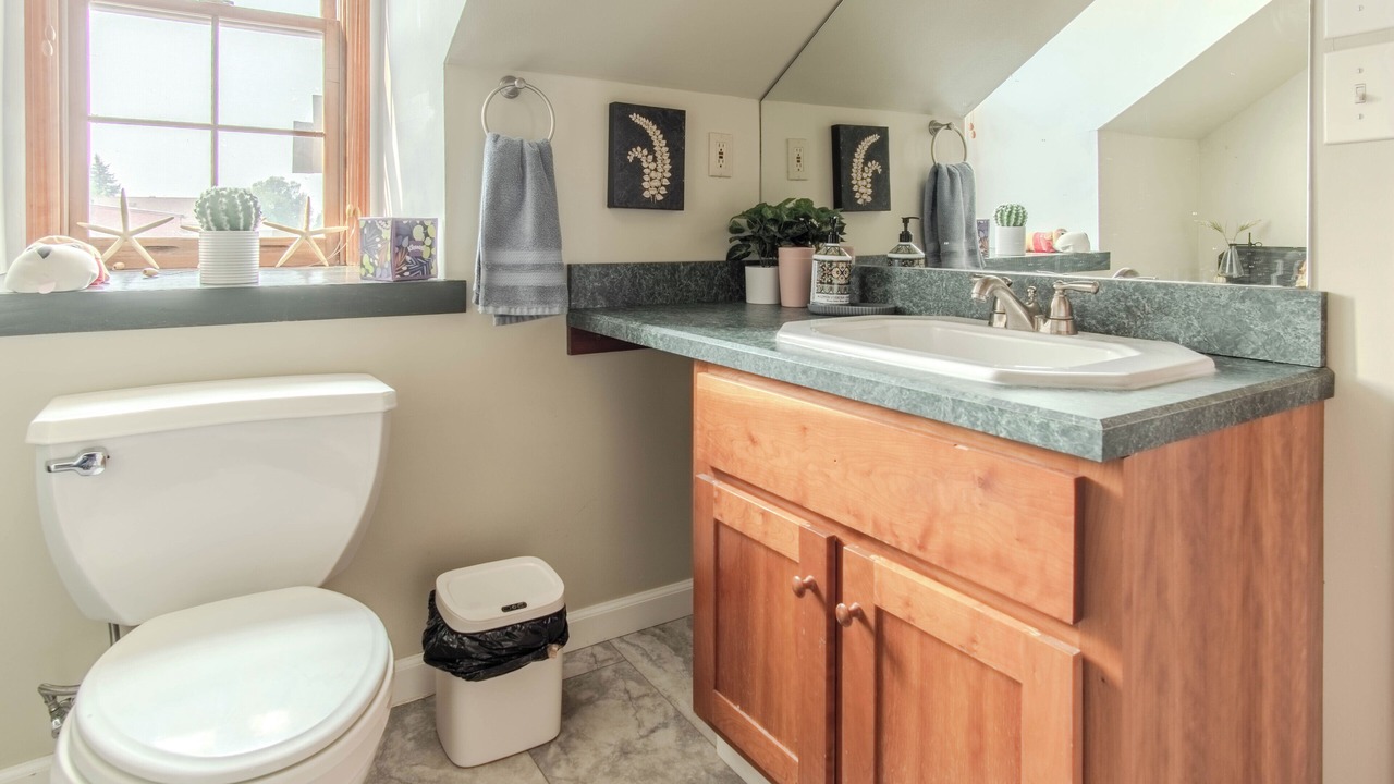 Photo of Bathroom in Town of Hounsfield