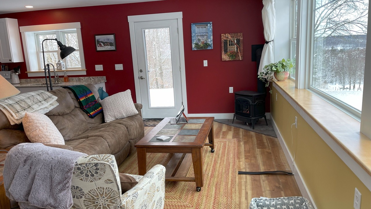 Photo of Livingroom in Hinesburg