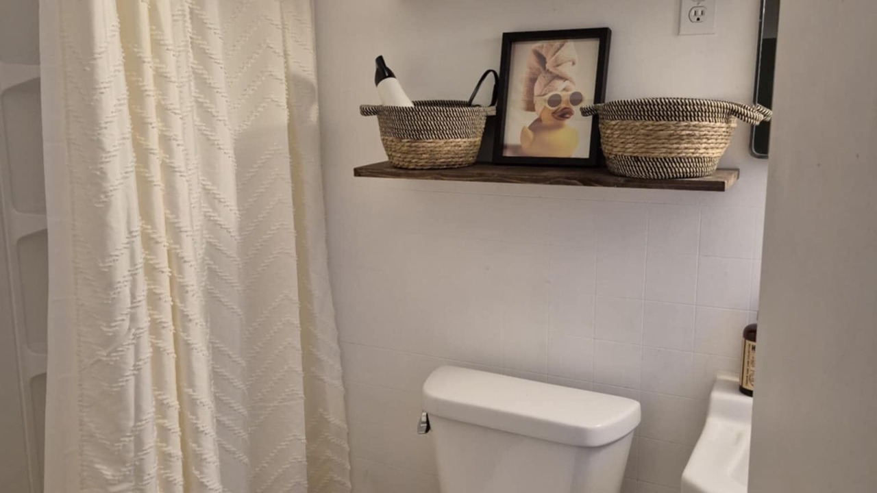 Photo of Bathroom in Garden Lots