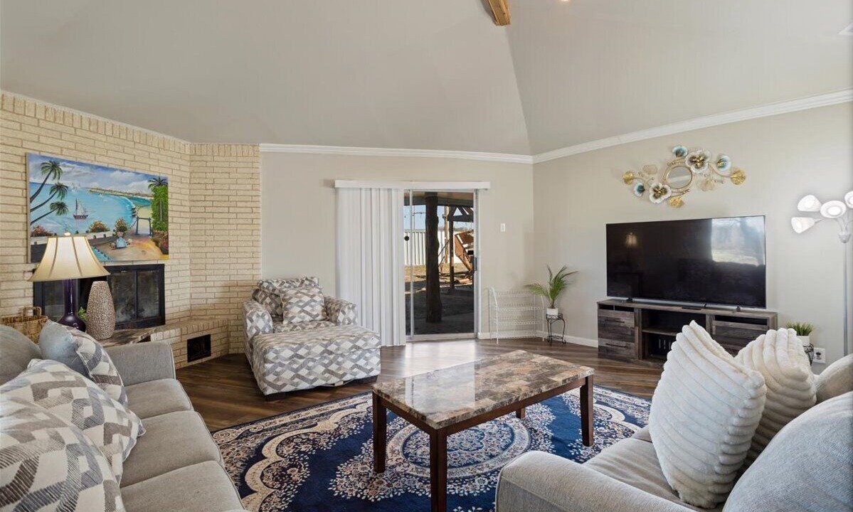 Photo of Livingroom in Calera