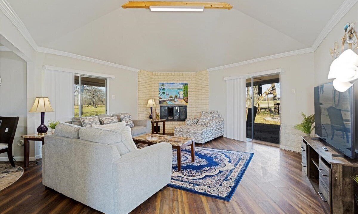 Photo of Livingroom in Calera