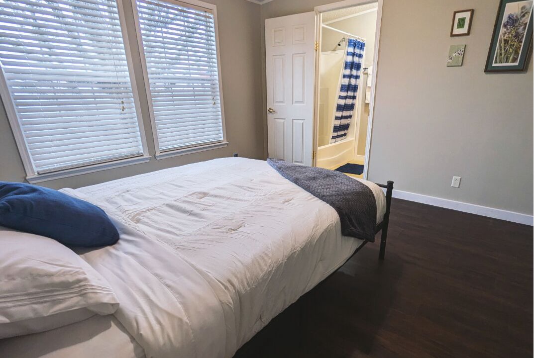 Photo of Bedroom in Mountainburg