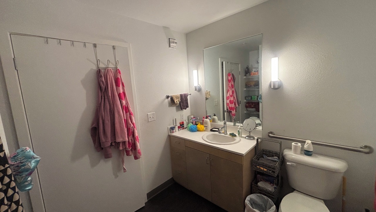 Photo of Bathroom in Squire Park