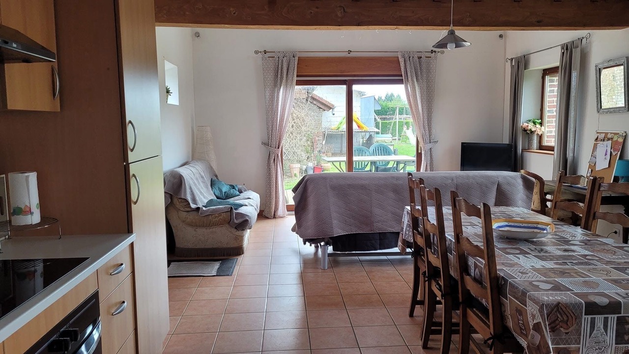 Photo of Others in Dominois