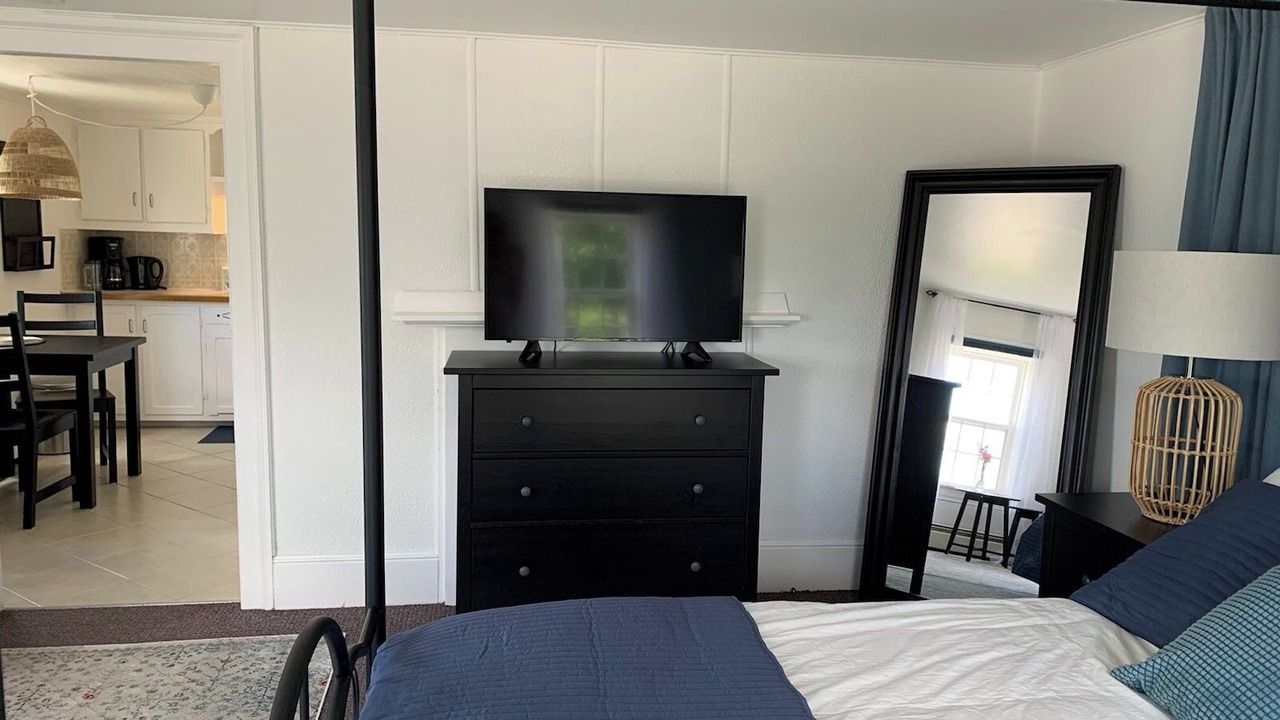 Photo of Bedroom in Shelburne