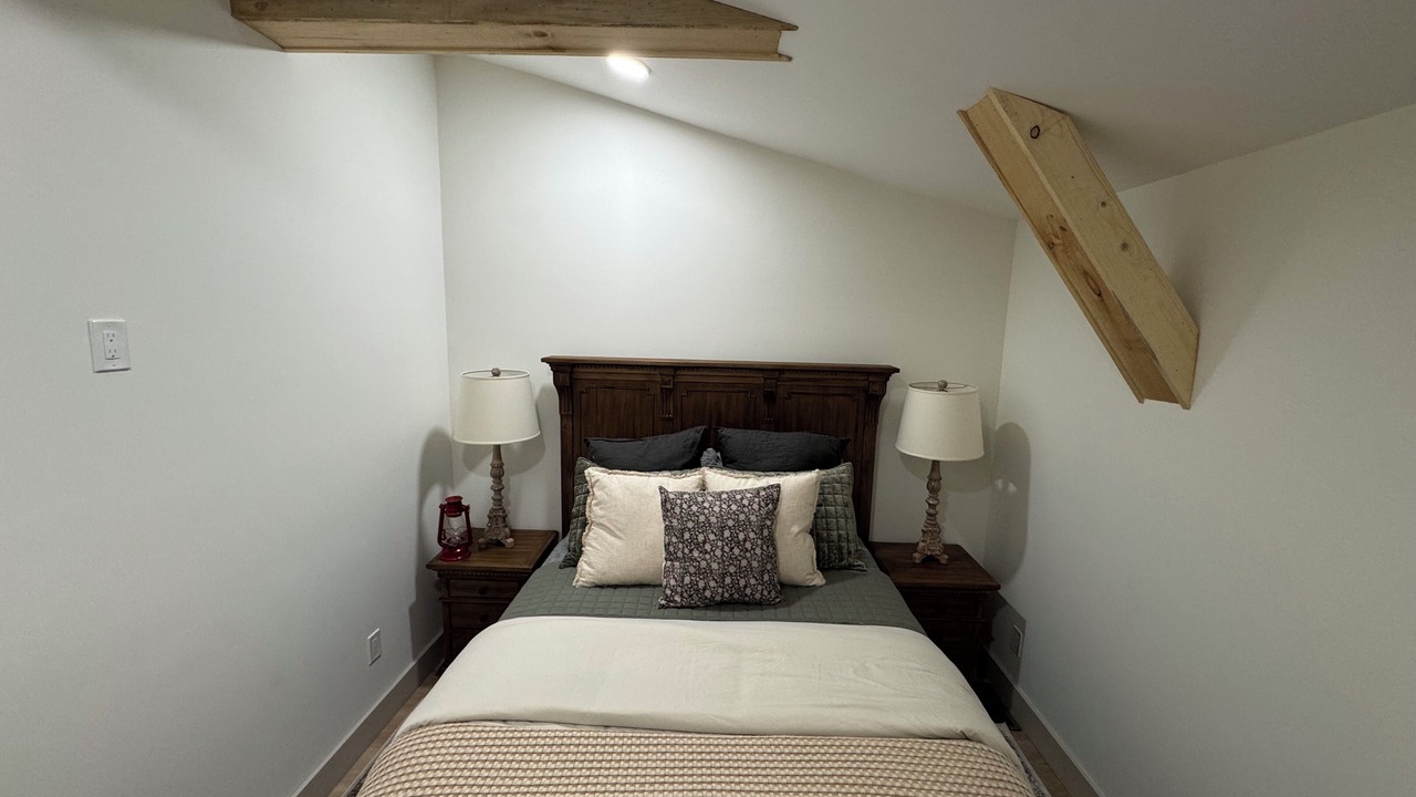 Photo of Bedroom in Painted Post