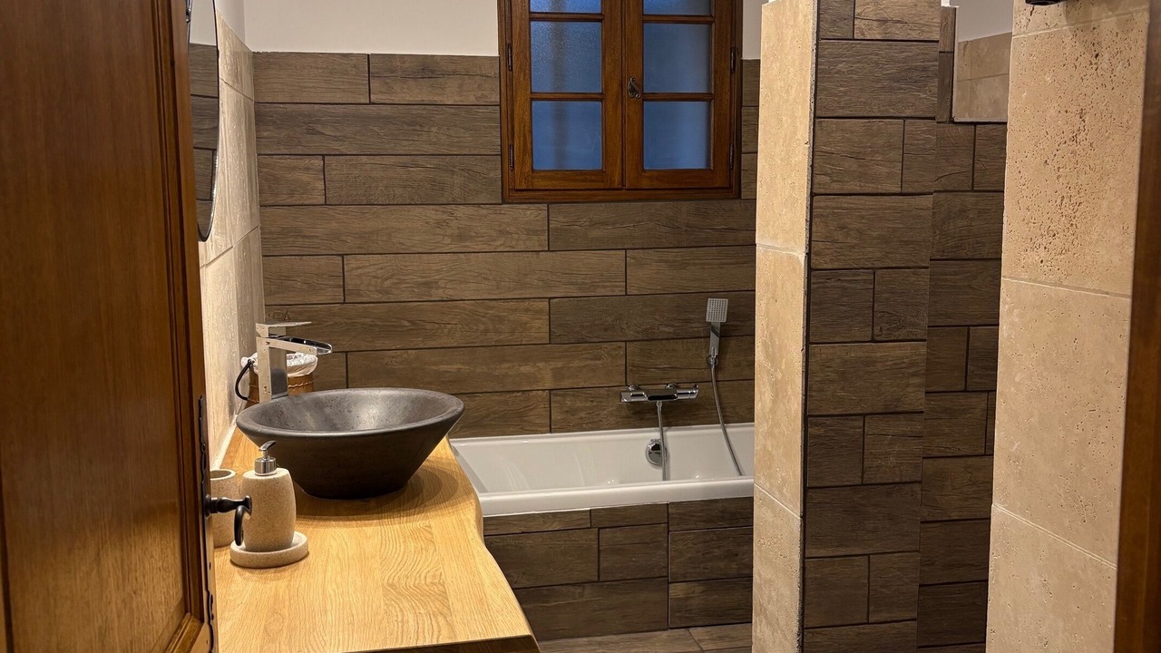 Photo of Bathroom in Forcalquier