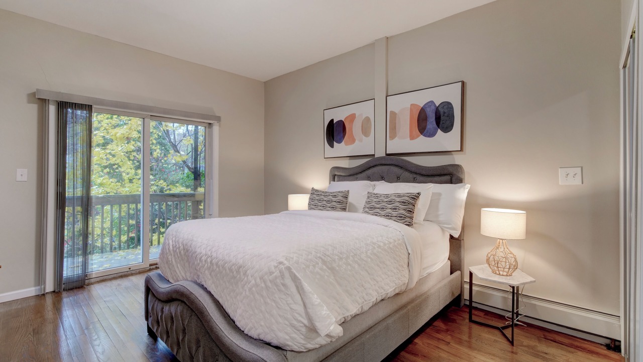 Photo of Bedroom in McGinley Square
