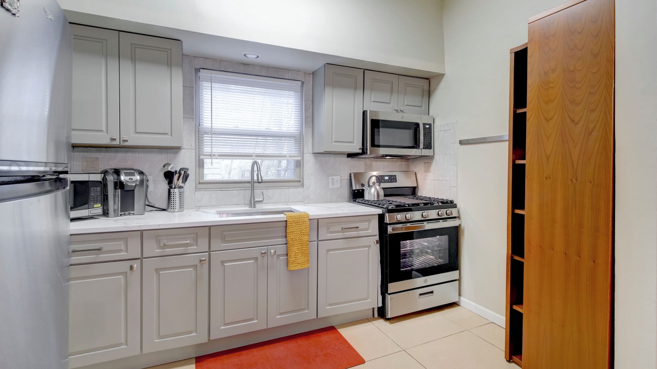 Photo of Kitchen in McGinley Square