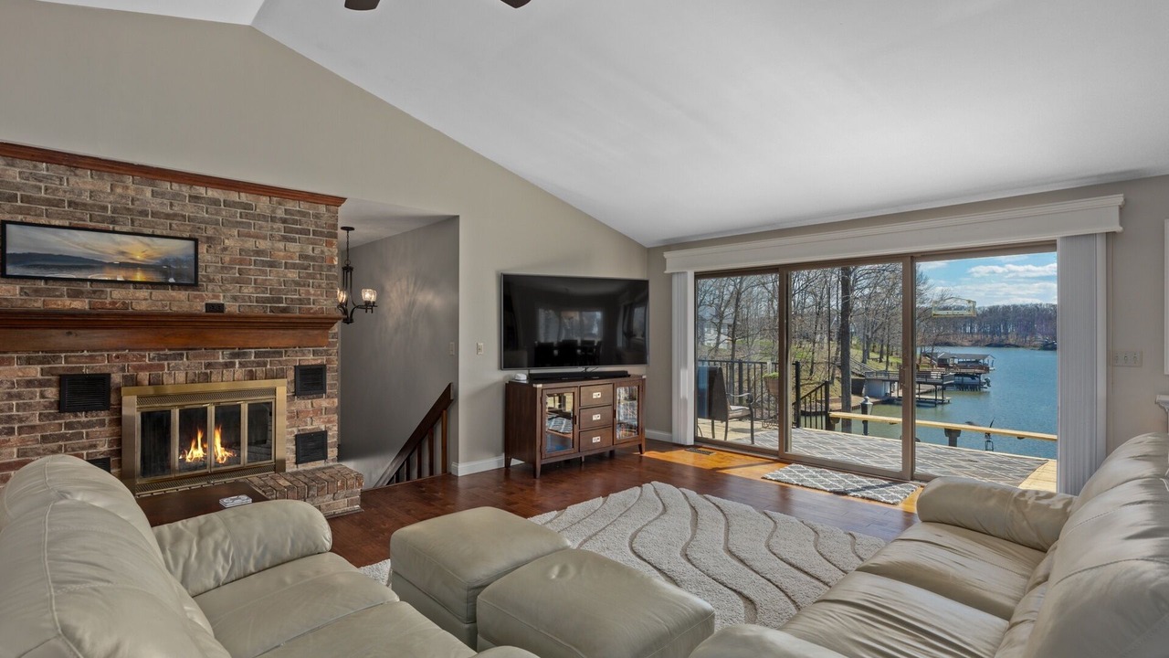 Photo of Livingroom in Effingham