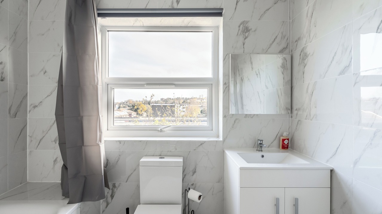 Photo of Bathroom in Rochester East Ward