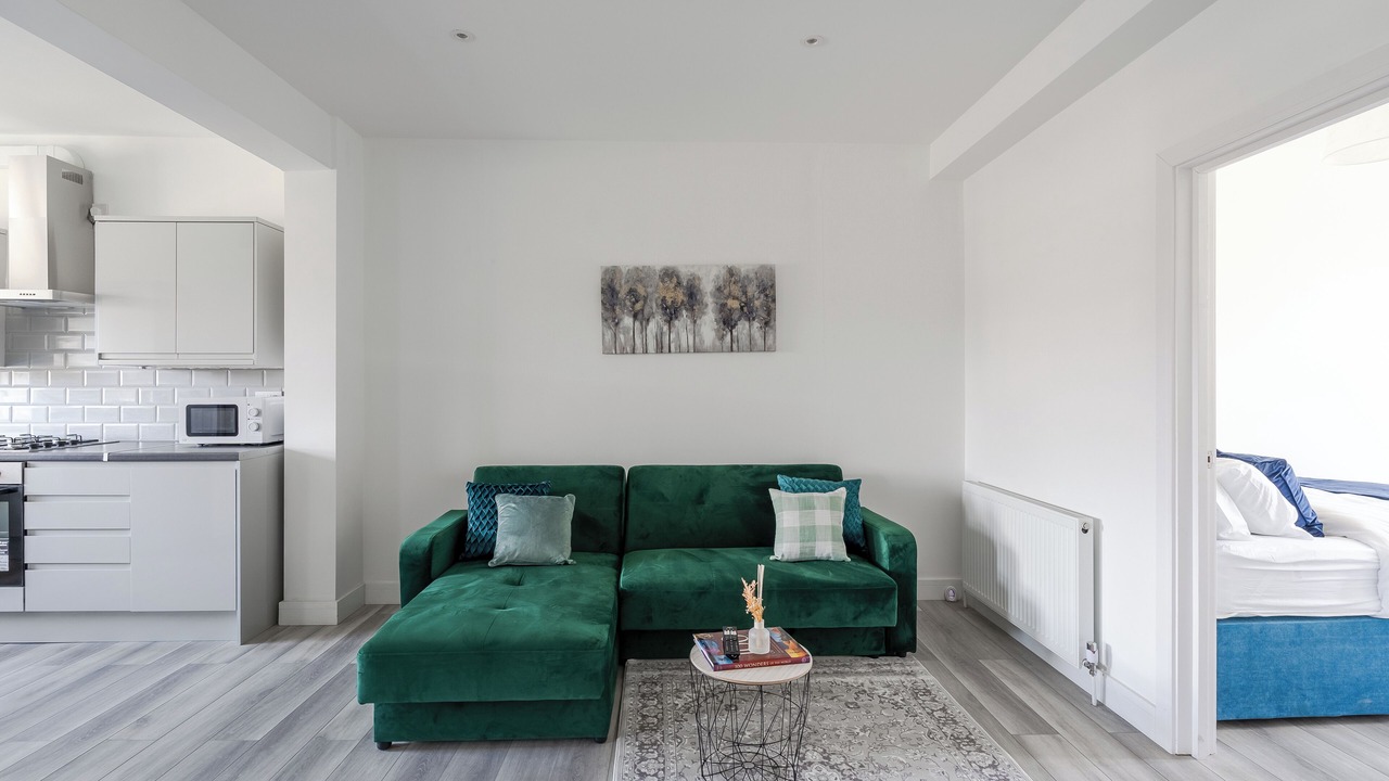 Photo of Livingroom in Rochester East Ward