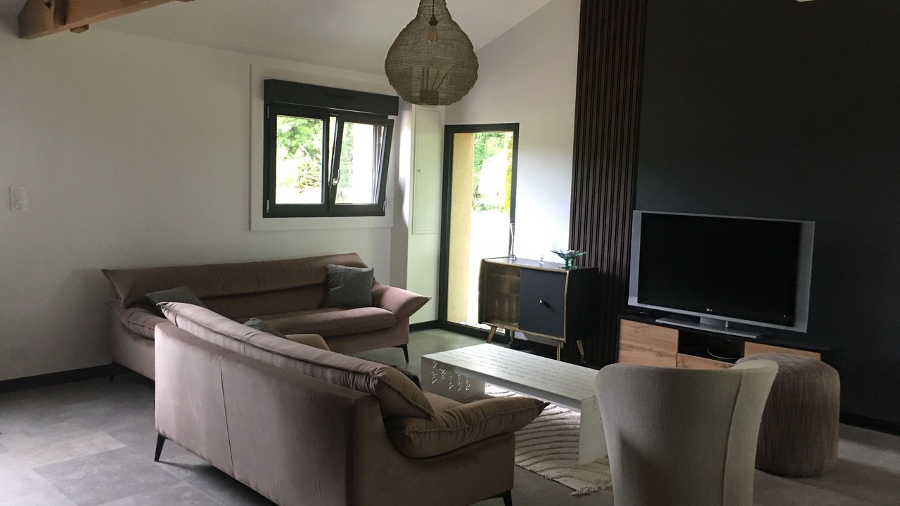 Photo of Livingroom in Saint-Germain-les-Vergnes