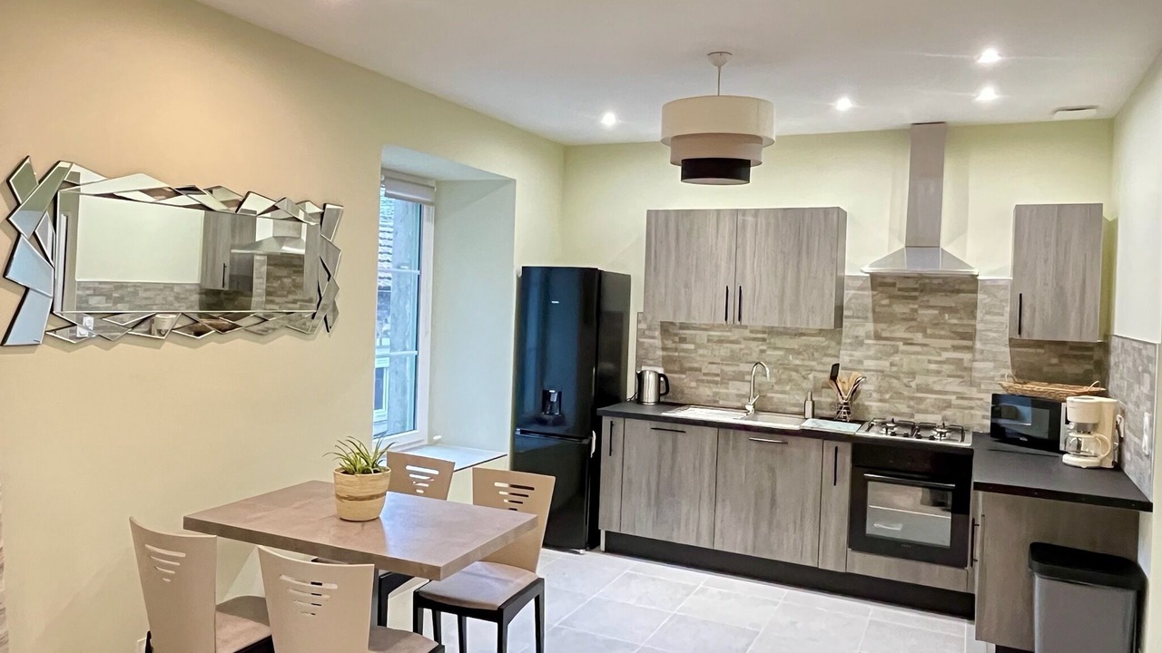 Photo of Kitchen in Saint-Julien-Chapteuil