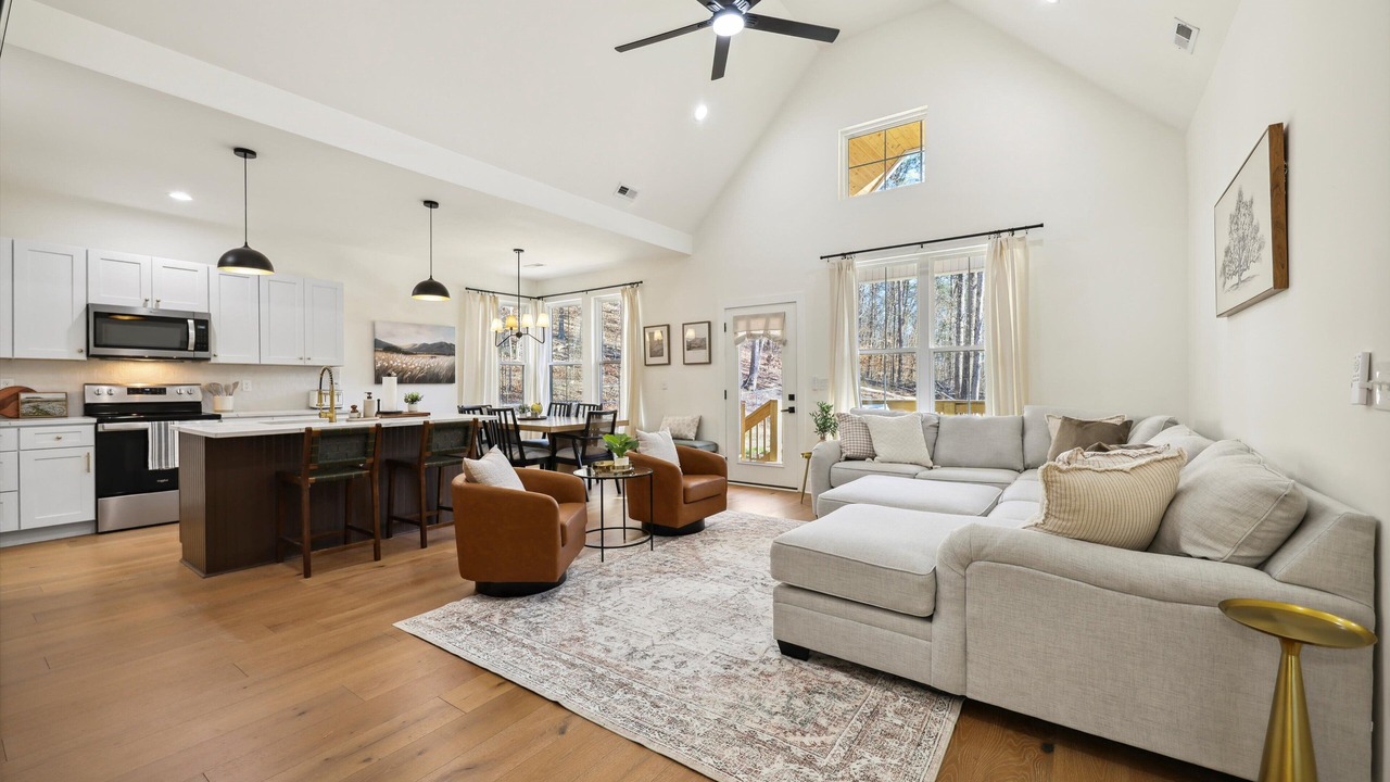 Photo of Livingroom in Graysville