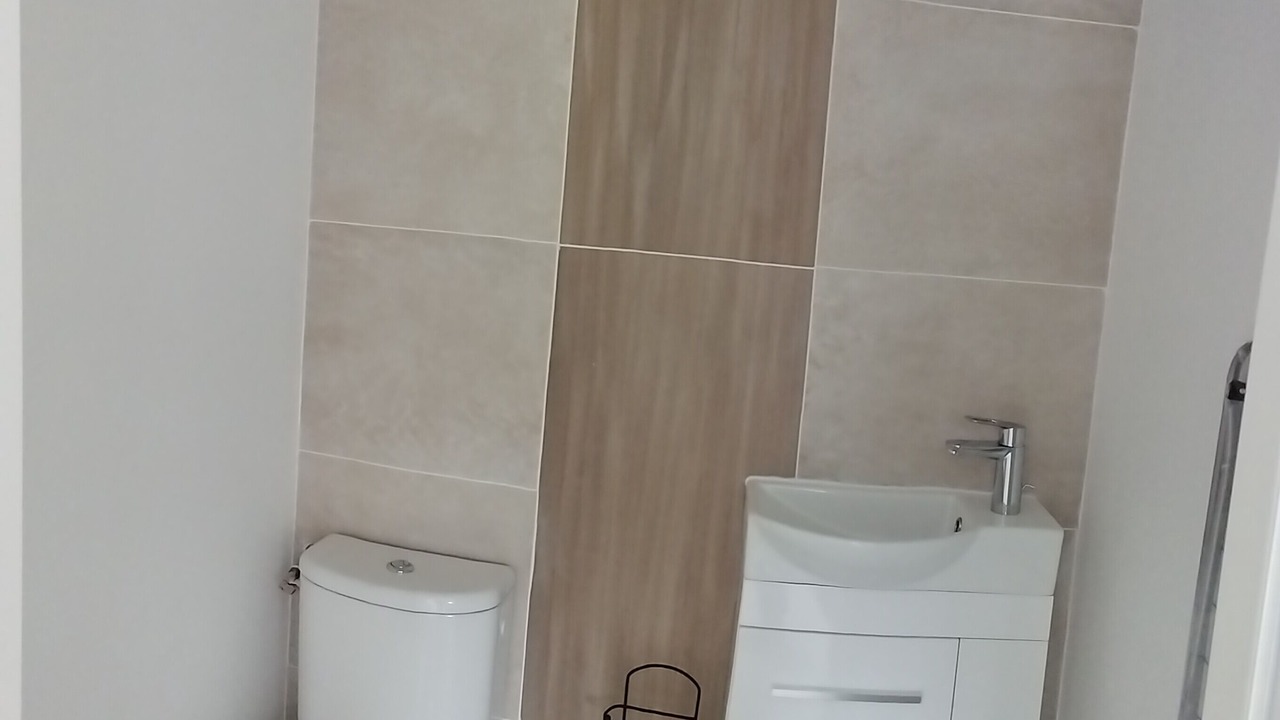 Photo of Bathroom in Dry