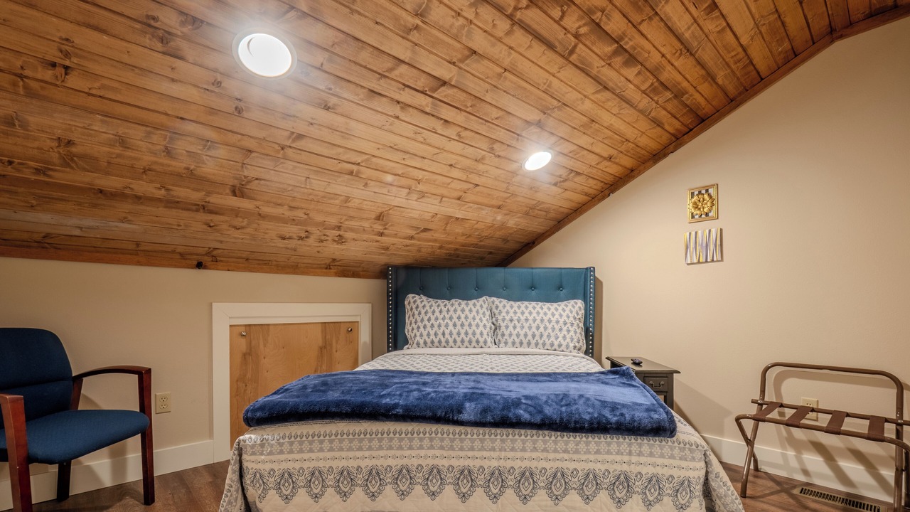 Photo of Bedroom in Branson