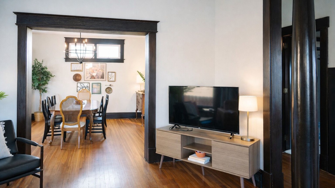 Photo of Livingroom in Downtown Des Moines