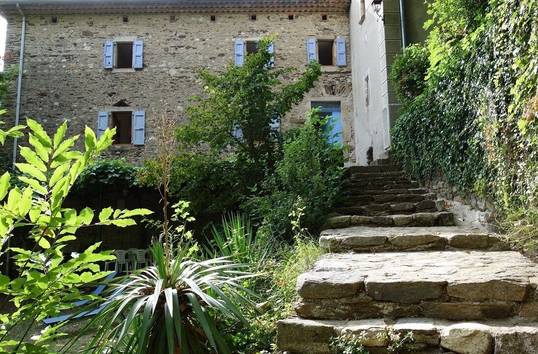 Photo of Outdoor in Chambon