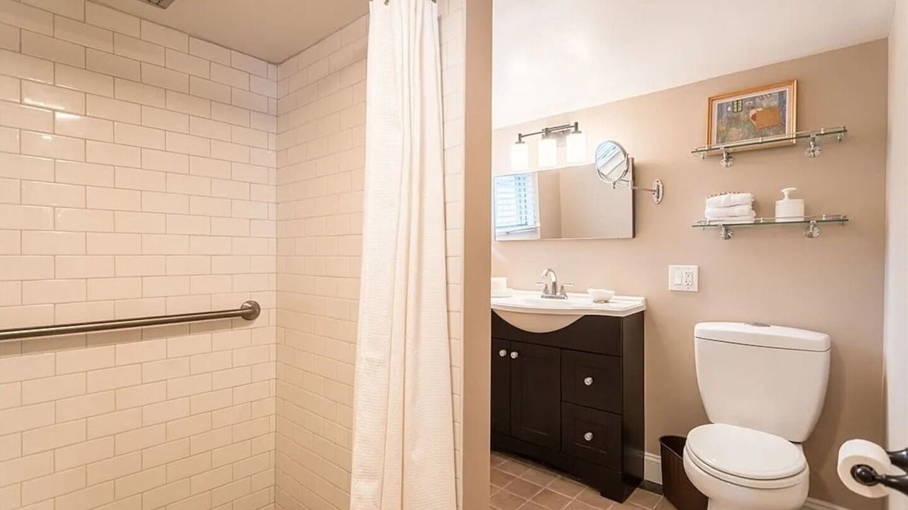Photo of Bathroom in Hilton