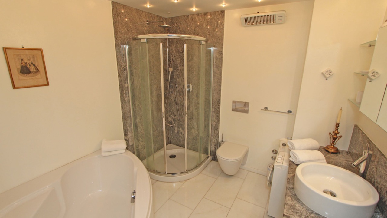 Photo of Bathroom in Ascona