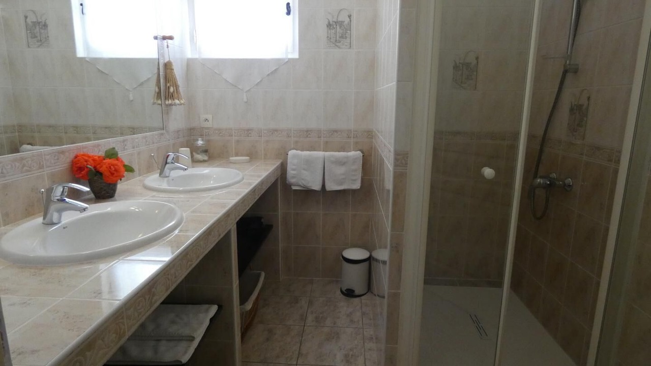 Photo of Bathroom in Hontanx