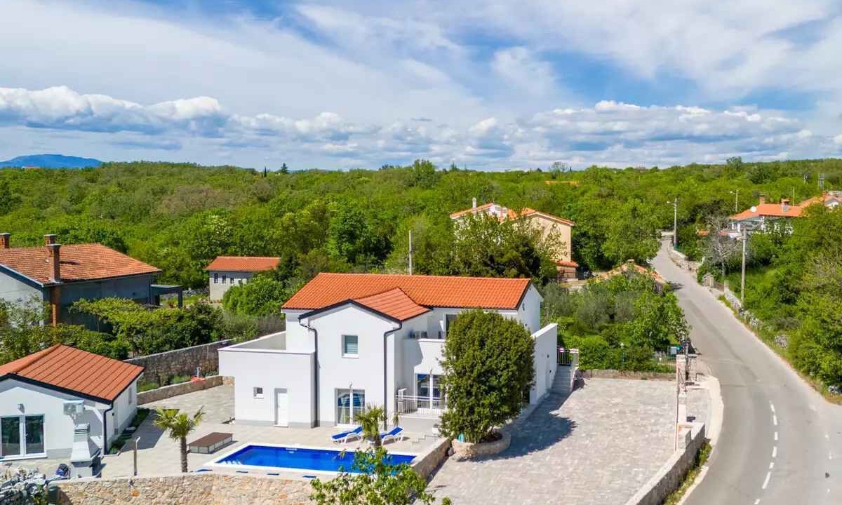 Photo of Outdoor in Kras
