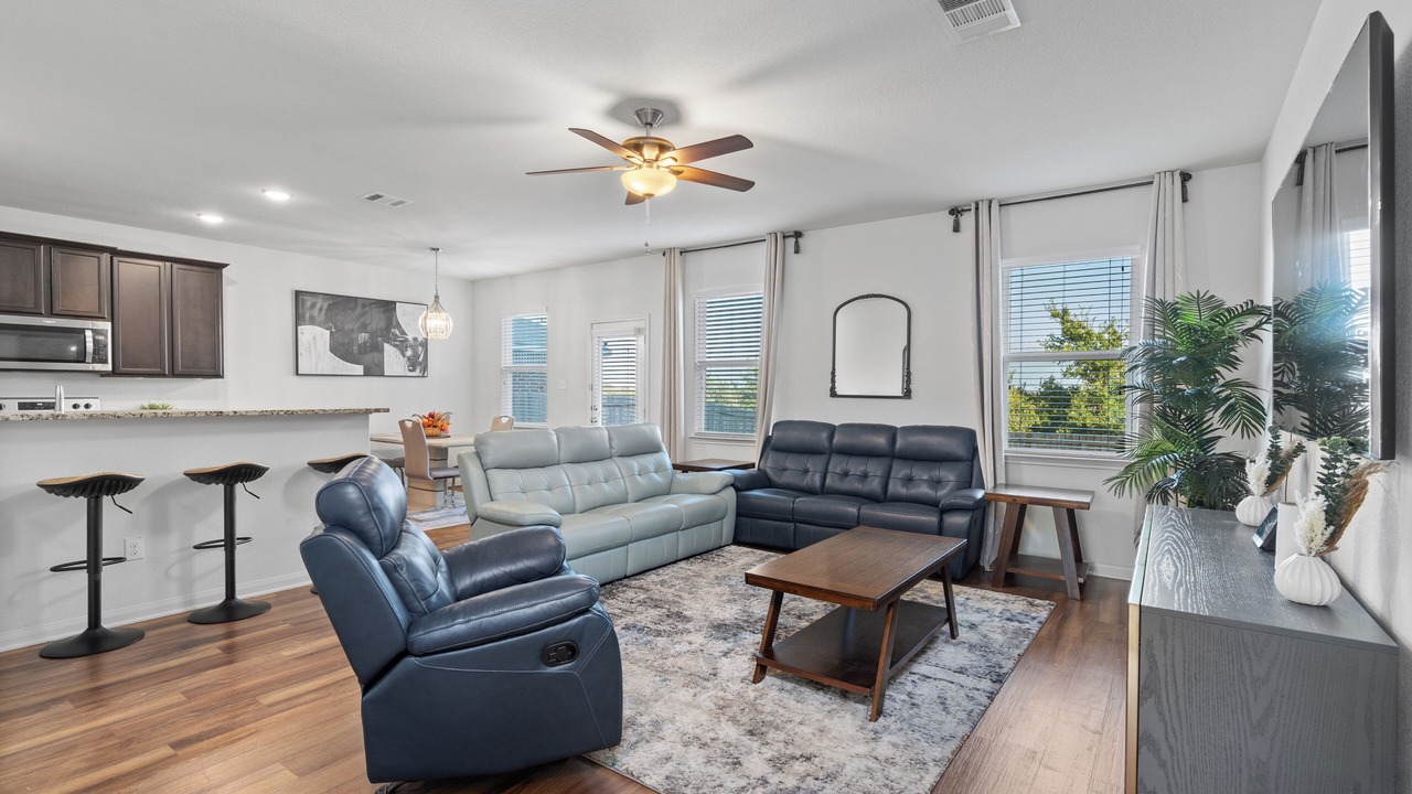 Photo of Livingroom in Manor
