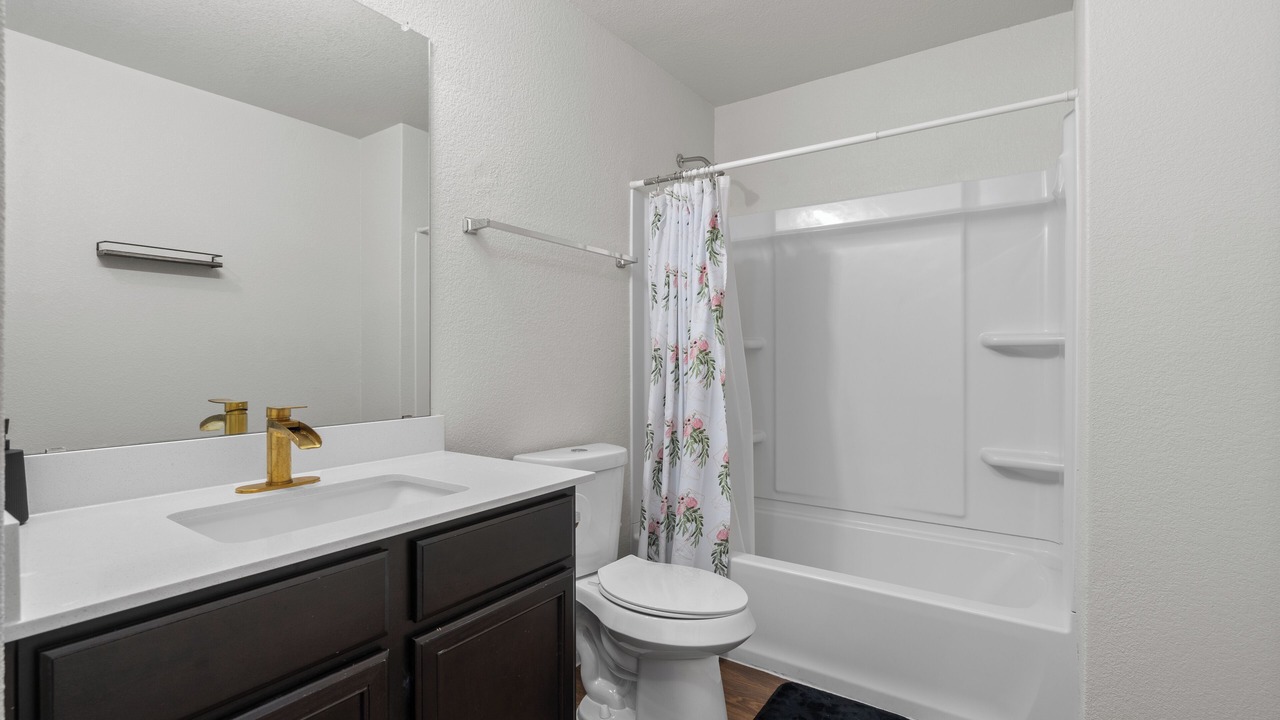 Photo of Bathroom in Manor