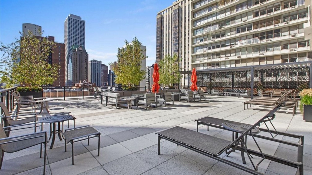Photo of Outdoor in Downtown Chicago