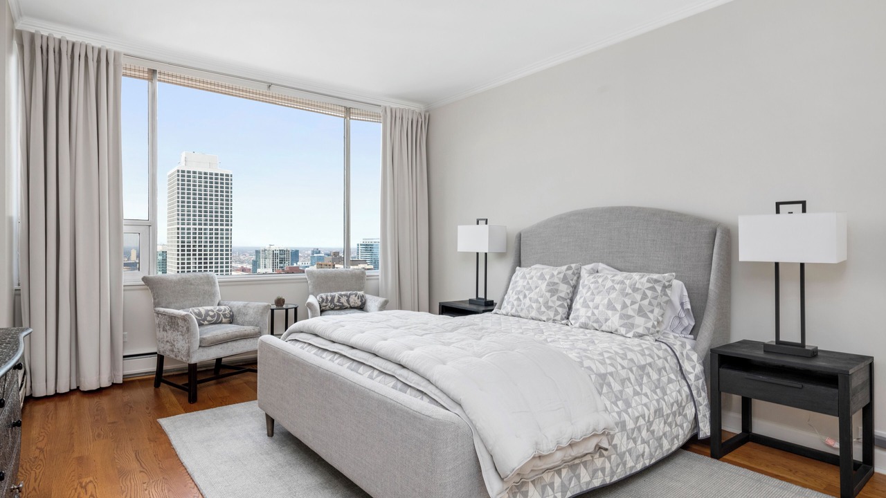 Photo of Bedroom in Downtown Chicago